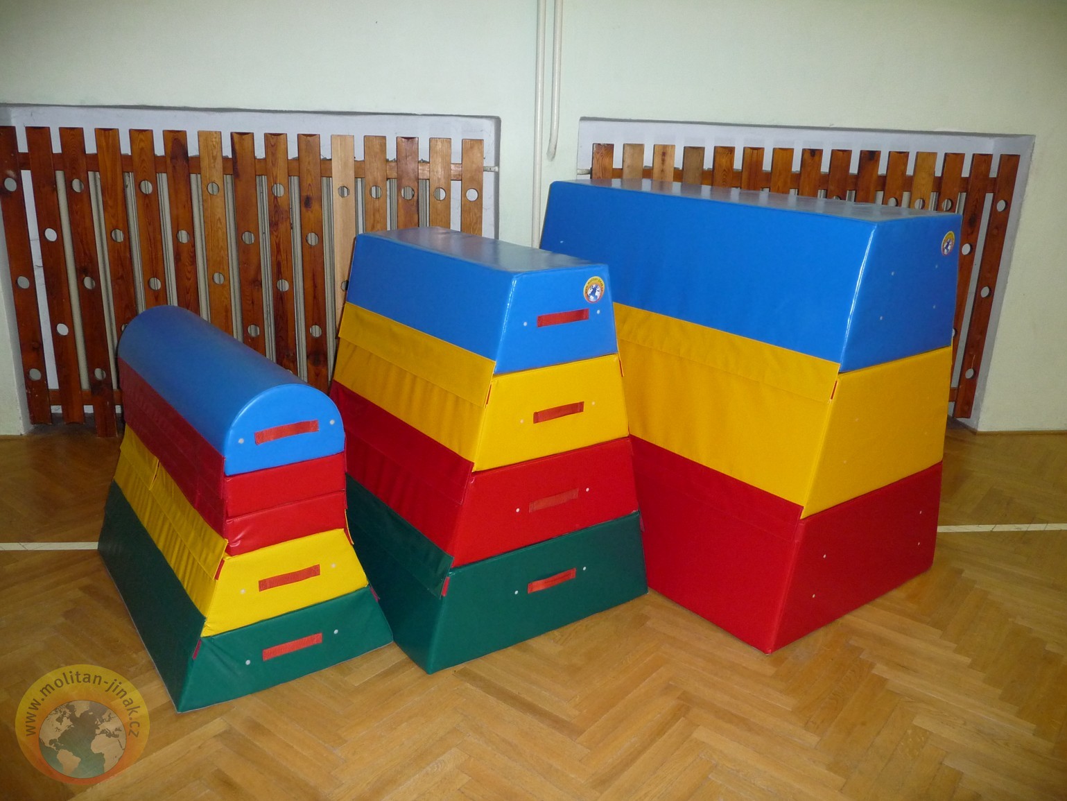 molitanové švédské bedny